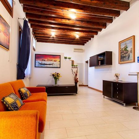 Art Dreams Apartment Dimora Casanova Венеція Екстер'єр фото