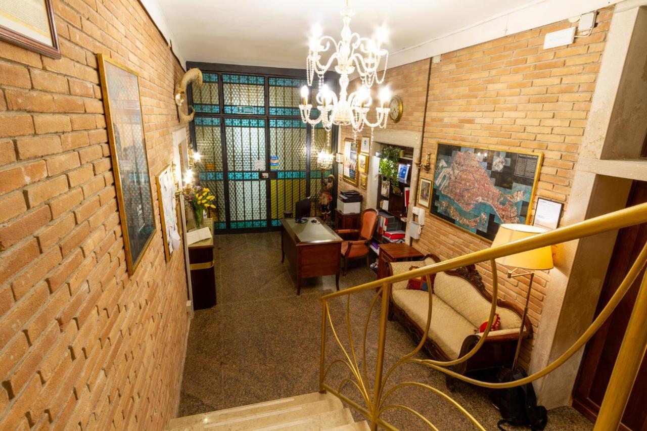 Art Dreams Apartment Dimora Casanova Венеція Екстер'єр фото